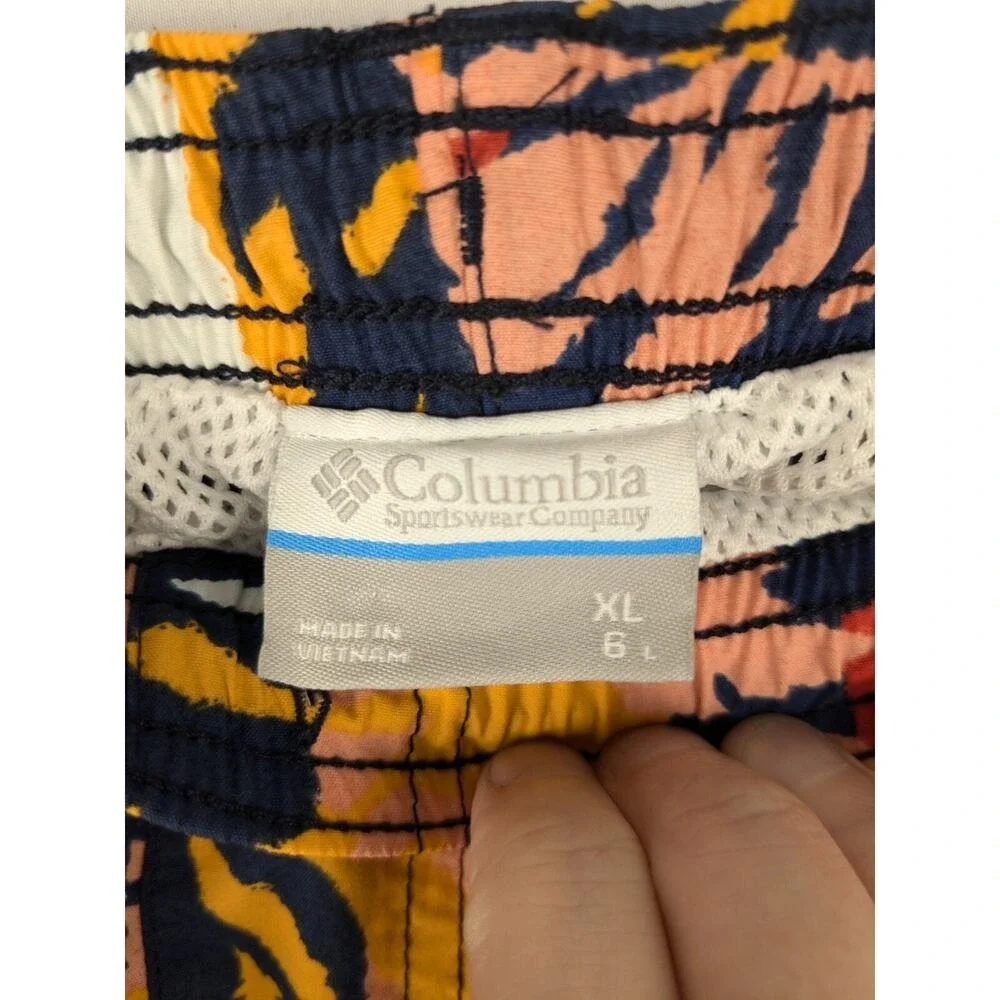 Columbia‎ PFG Fishing Shorts Mens XL Multi-Color Tropical Leaf Omni-Shade 6